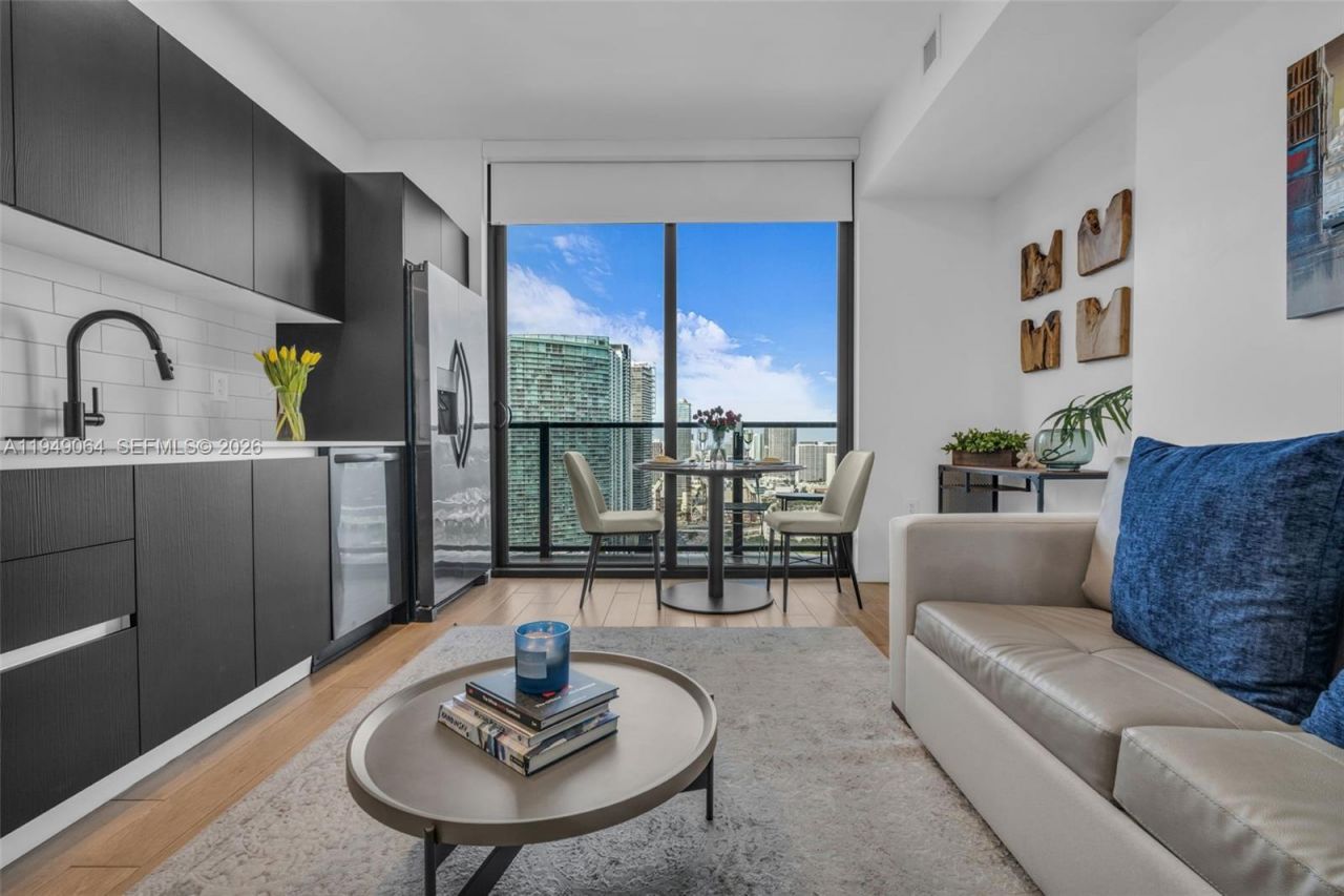 398 NE 5th St, Unit 3207, Miami, FL 33132 Photo