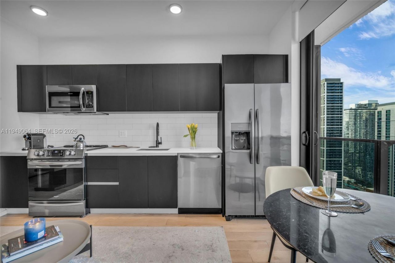 398 NE 5th St, Unit 3207, Miami, FL 33132 Photo