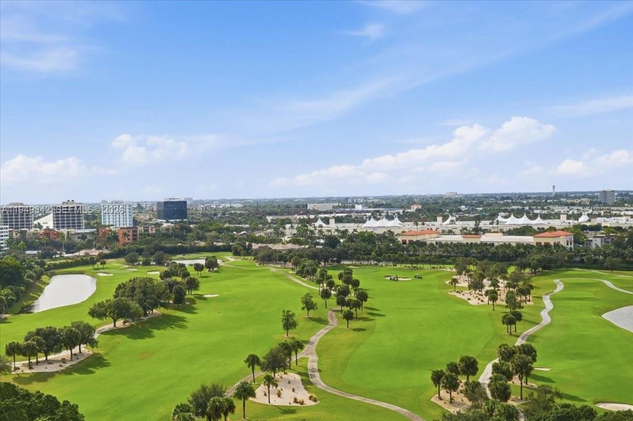 2425 Presidential Way , Unit 1706, West Palm Beach, FL 33401 Photo