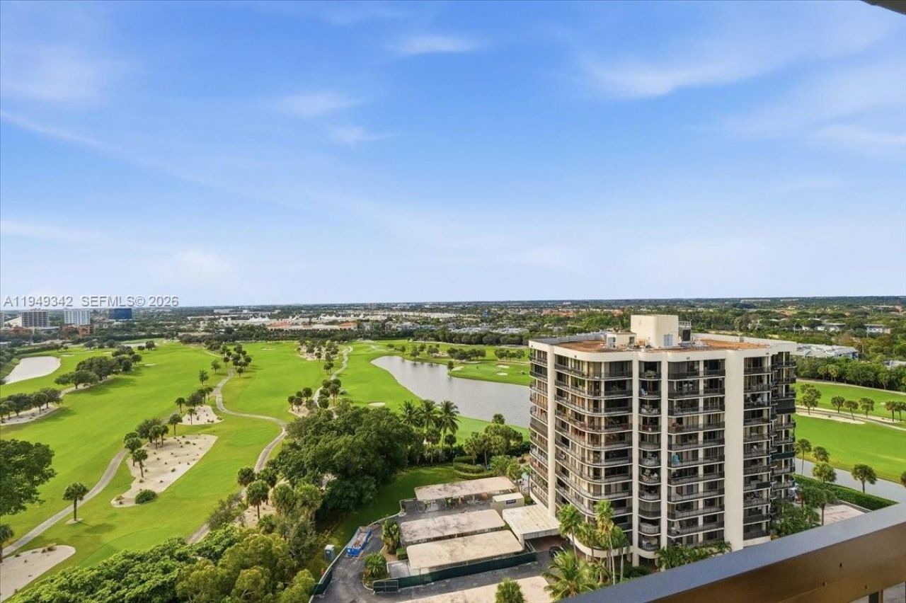 2425 Presidential Way , Unit 1706, West Palm Beach, FL 33401 Photo