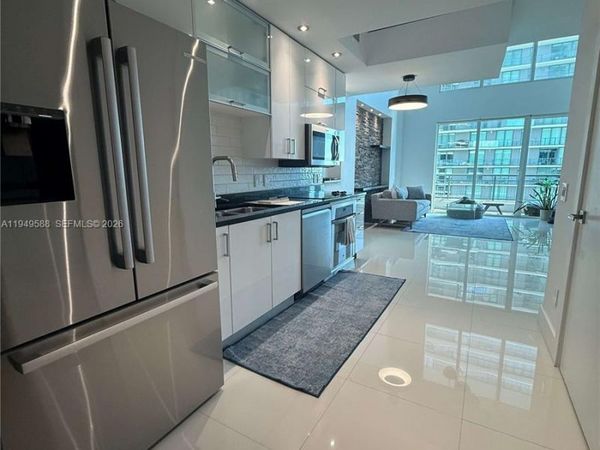 60 SW 13th St, Unit 3808, Miami, FL 33130