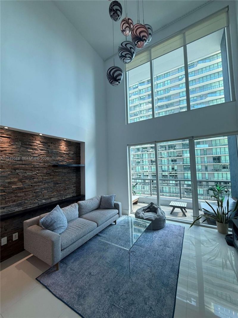 60 SW 13th St, Unit 3808, Miami, FL 33130 Photo