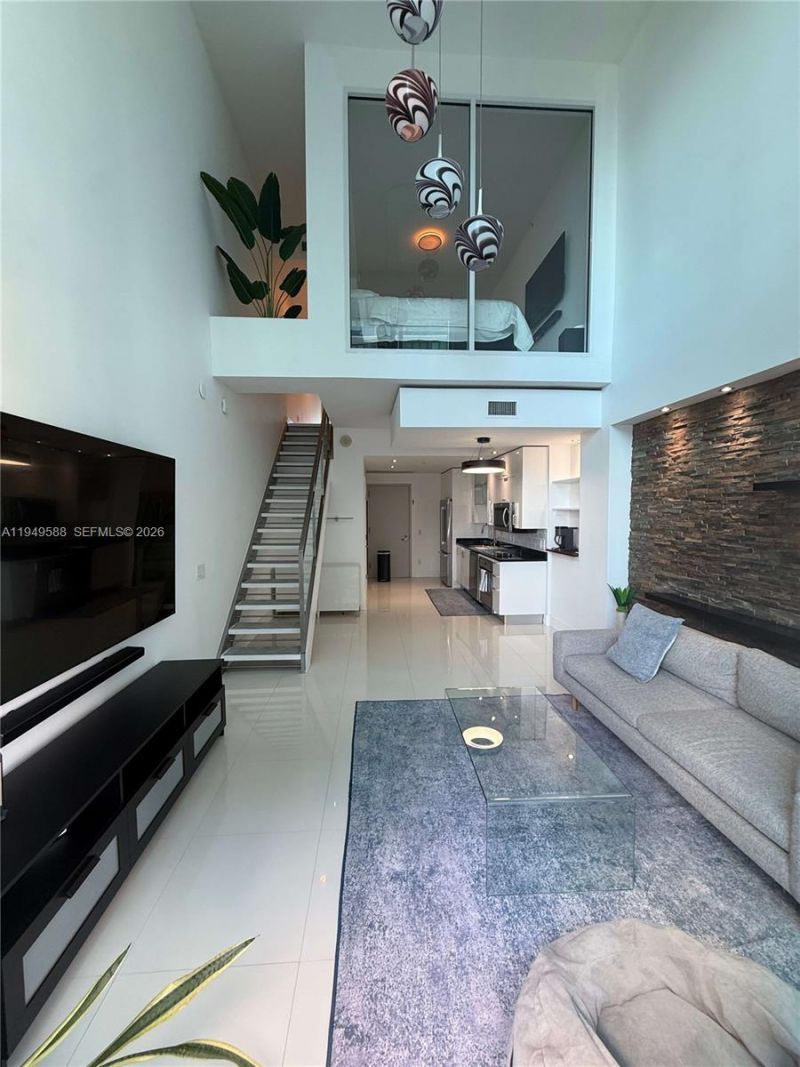 60 SW 13th St, Unit 3808, Miami, FL 33130 Photo