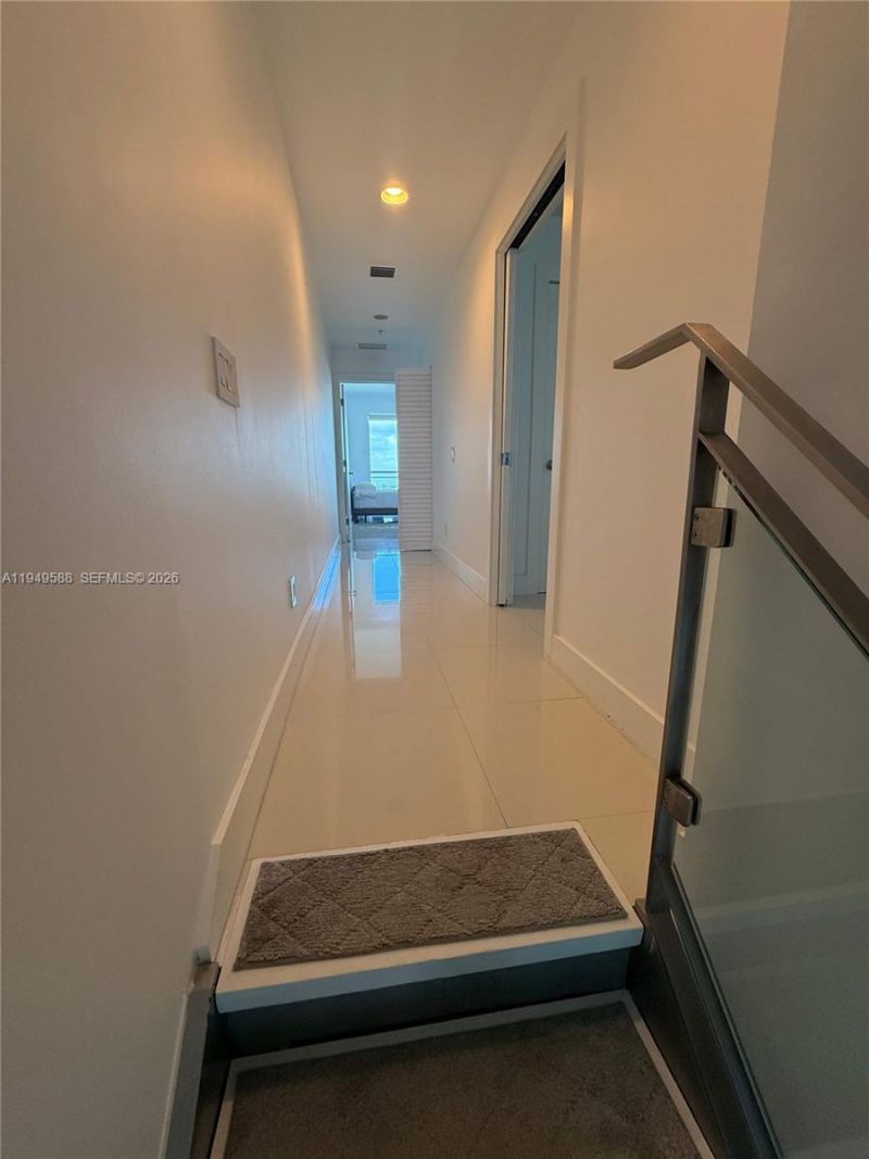 60 SW 13th St, Unit 3808, Miami, FL 33130 Photo
