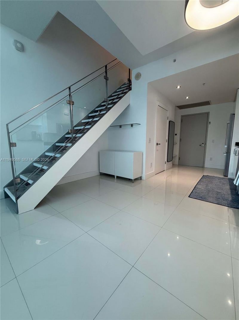 60 SW 13th St, Unit 3808, Miami, FL 33130 Photo