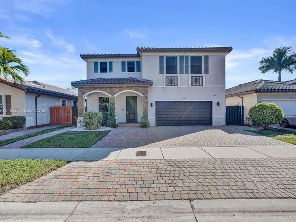 11581 SW 151st Pl , Miami, FL 33196