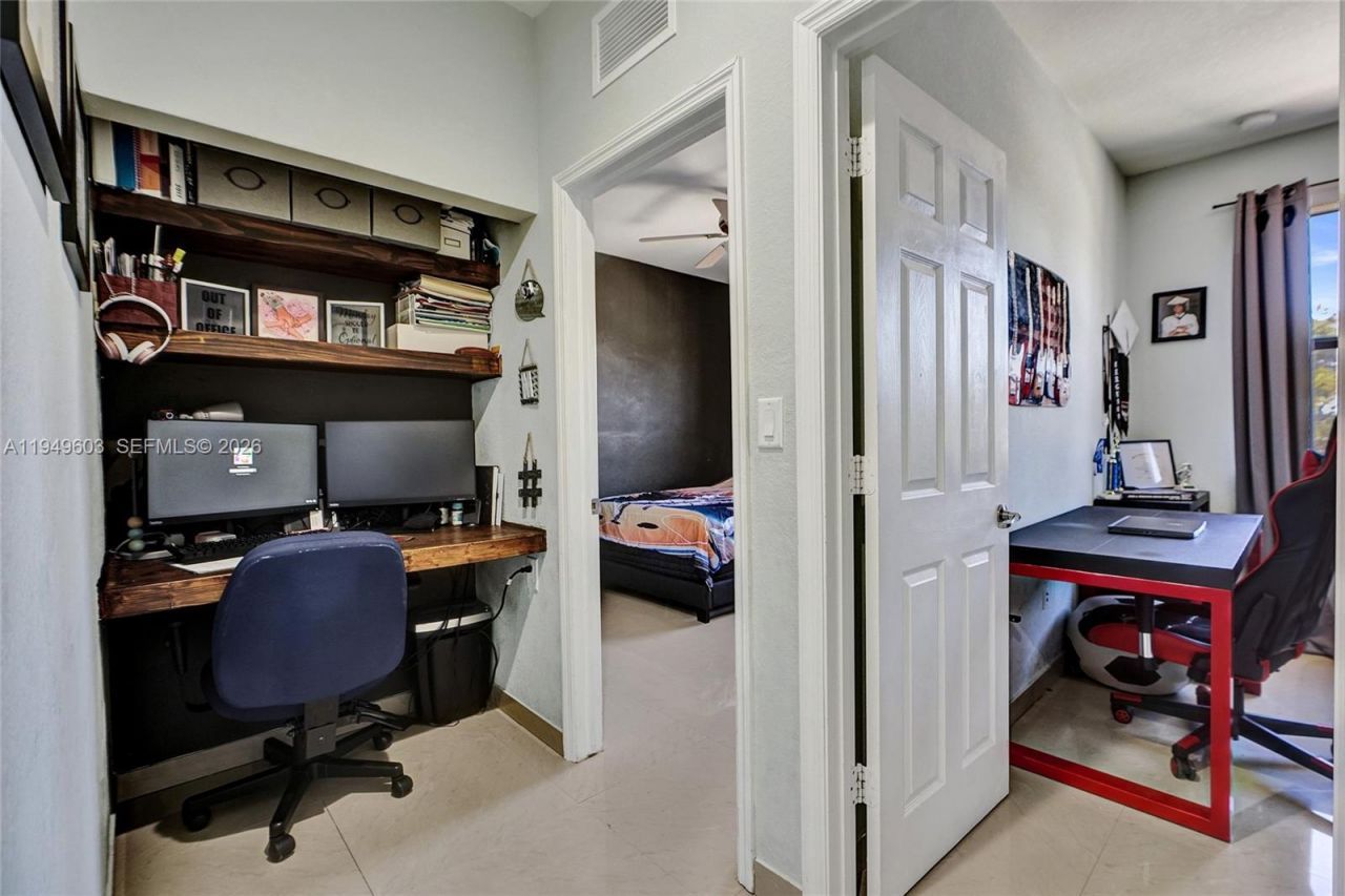 11581 SW 151st Pl, Miami, FL 33196 Photo