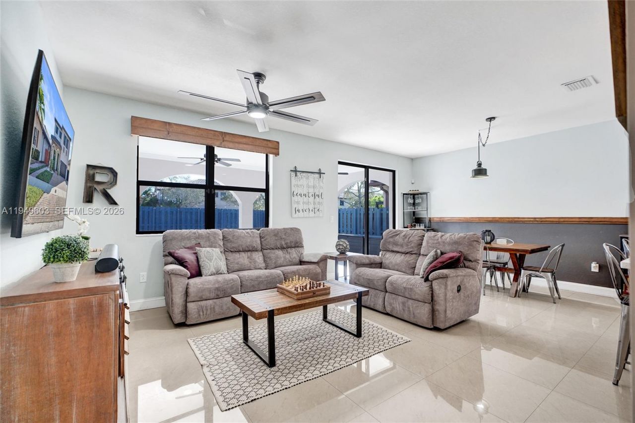 11581 SW 151st Pl, Miami, FL 33196 Photo