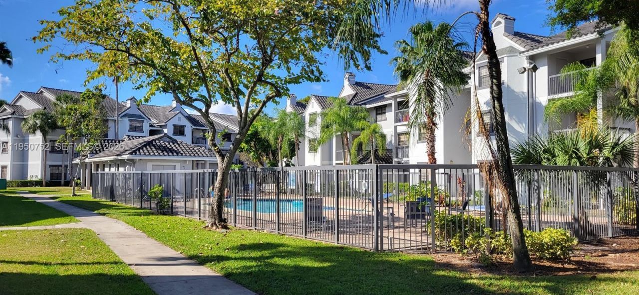 11295 W Atlantic Blvd, Unit 303, Coral Springs, FL 33071 Photo