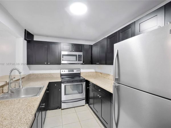 4221 NW 19th St, Unit 289, Lauderhill, FL 33313