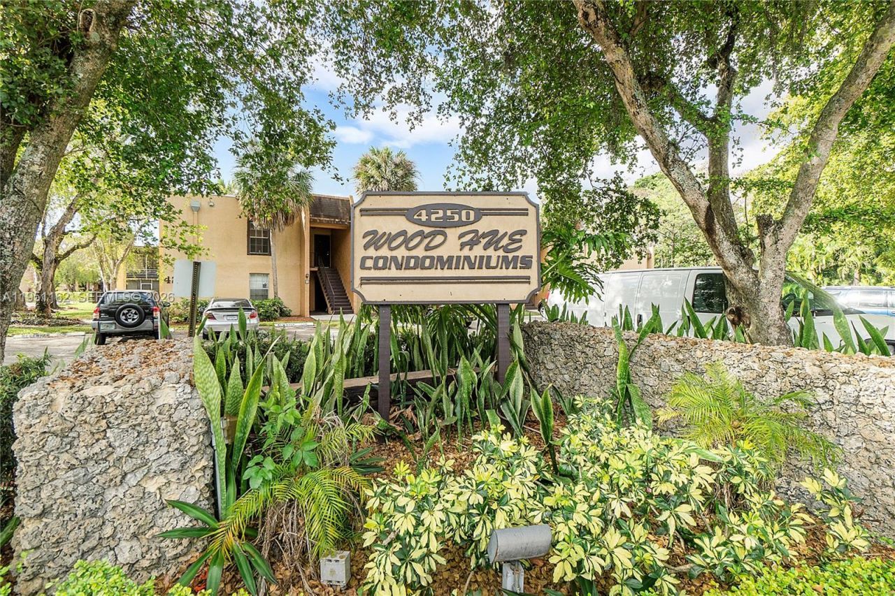 4221 NW 19th St, Unit 289, Lauderhill, FL 33313 Photo