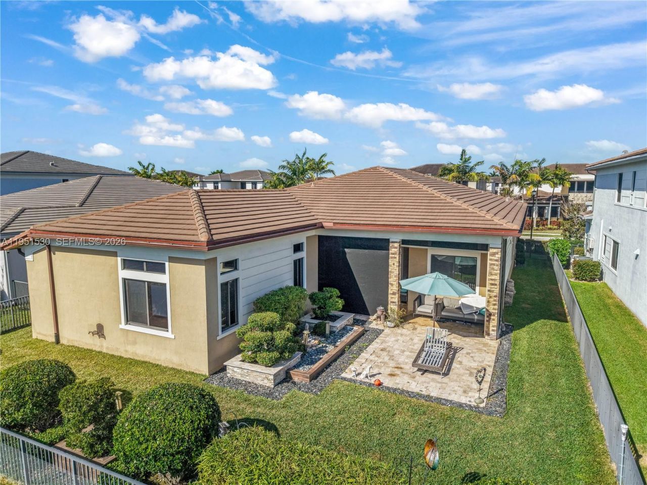 10530 S Lago Vista Cir, Parkland, FL 33076 Photo