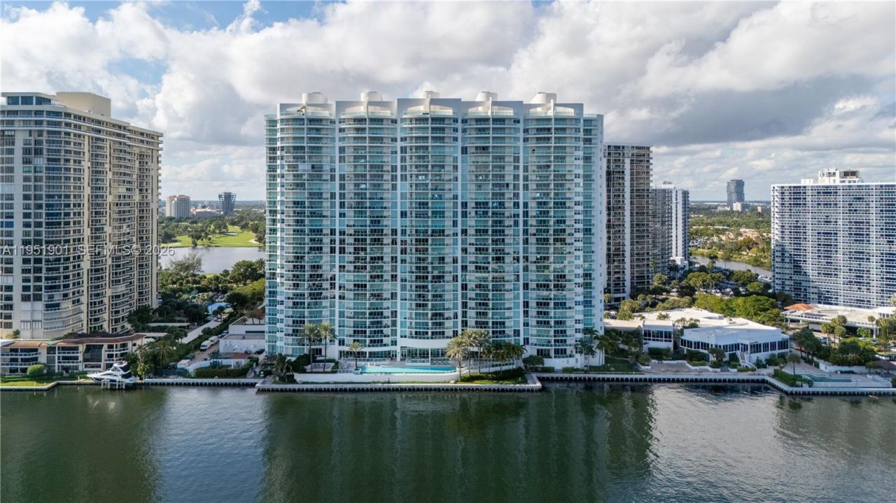 20201 E Country Club Dr, Unit 608, Aventura, FL 33180 Photo