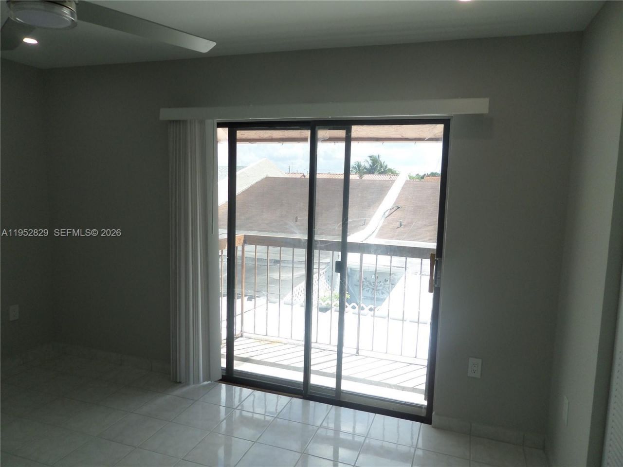 2154 W 60th St, Unit 12215, Hialeah, FL 33016 Photo