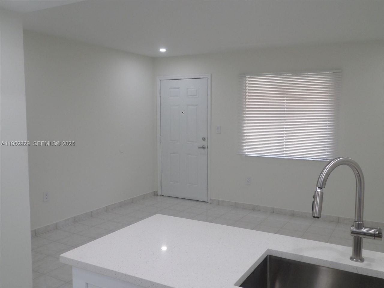 2154 W 60th St, Unit 12215, Hialeah, FL 33016 Photo