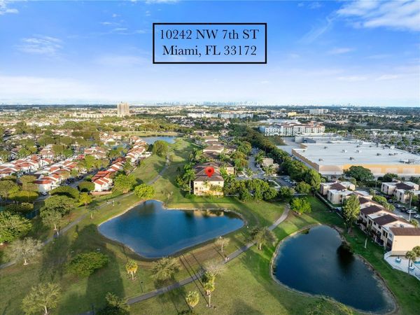 10242 NW 7th St, Unit 209, Miami, FL 33172