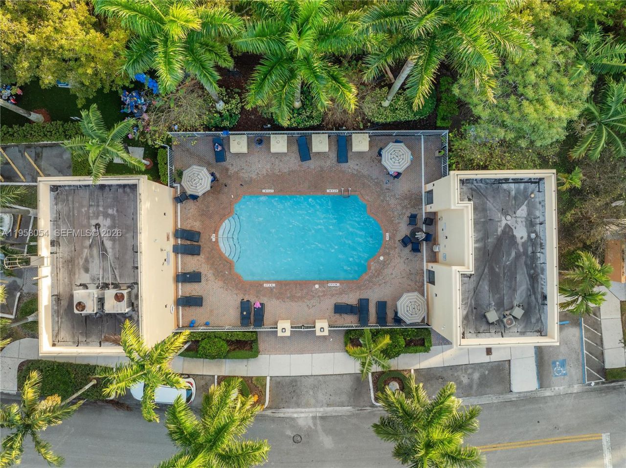 10242 NW 7th St, Unit 209, Miami, FL 33172 Photo