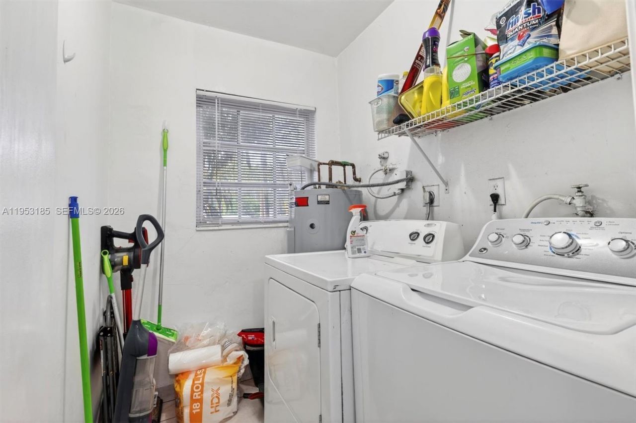 4851 University Dr, Coral Gables, FL 33146 Photo