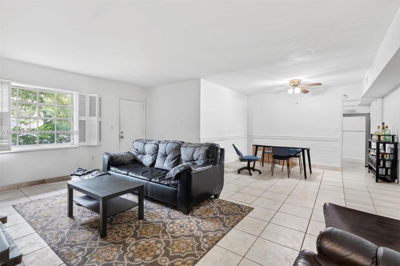 4851 University Dr, Coral Gables, FL 33146 Photo