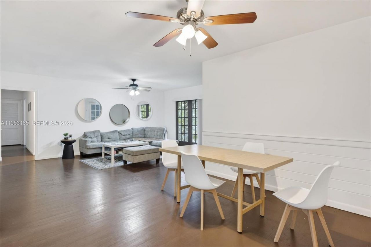 4851 University Dr, Coral Gables, FL 33146 Photo