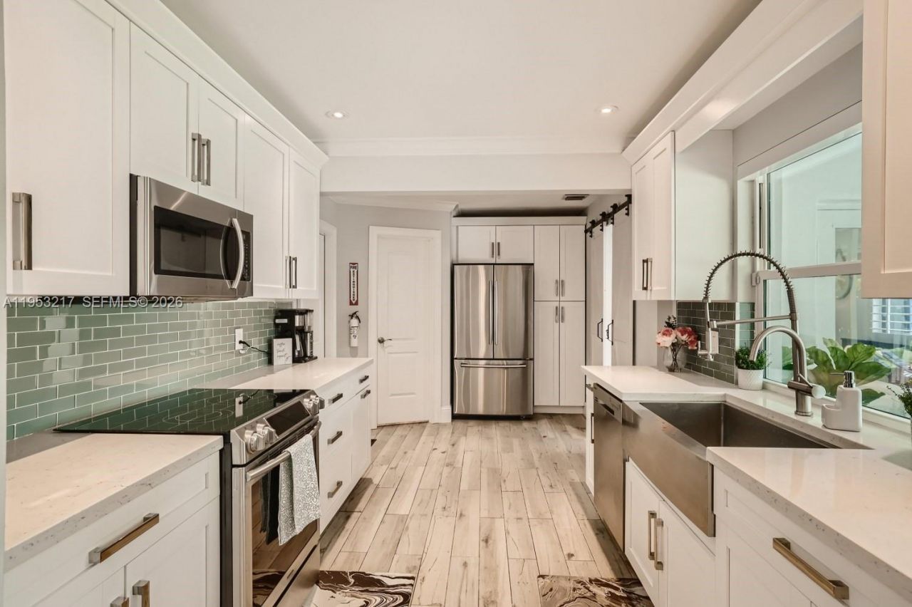 5117 Cleveland St, Hollywood, FL 33021 Photo