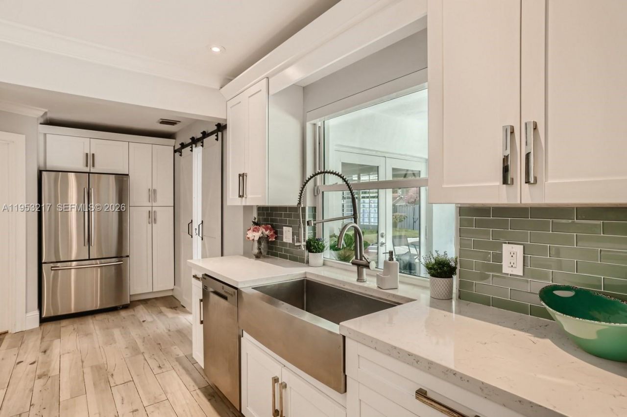 5117 Cleveland St, Hollywood, FL 33021 Photo