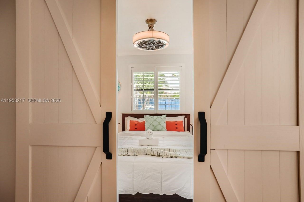 5117 Cleveland St, Hollywood, FL 33021 Photo