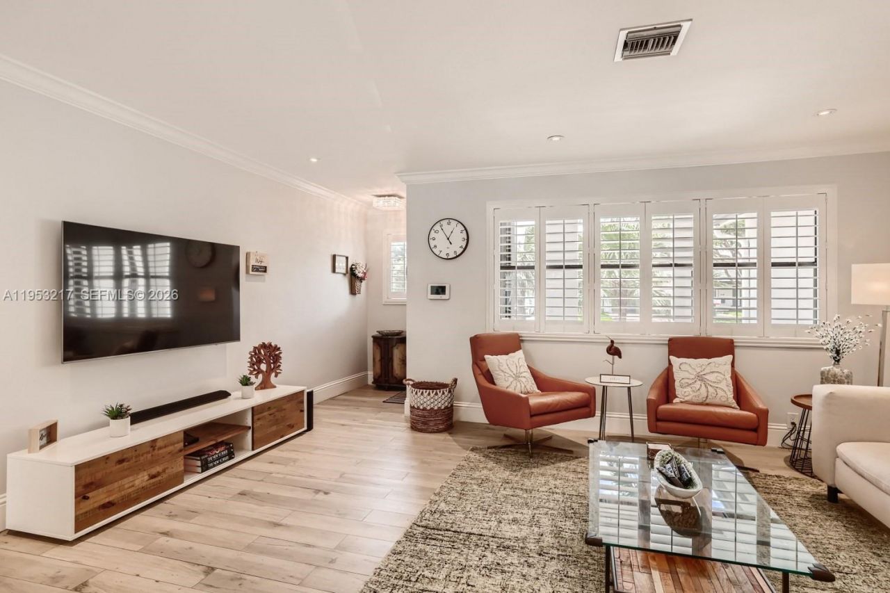 5117 Cleveland St, Hollywood, FL 33021 Photo