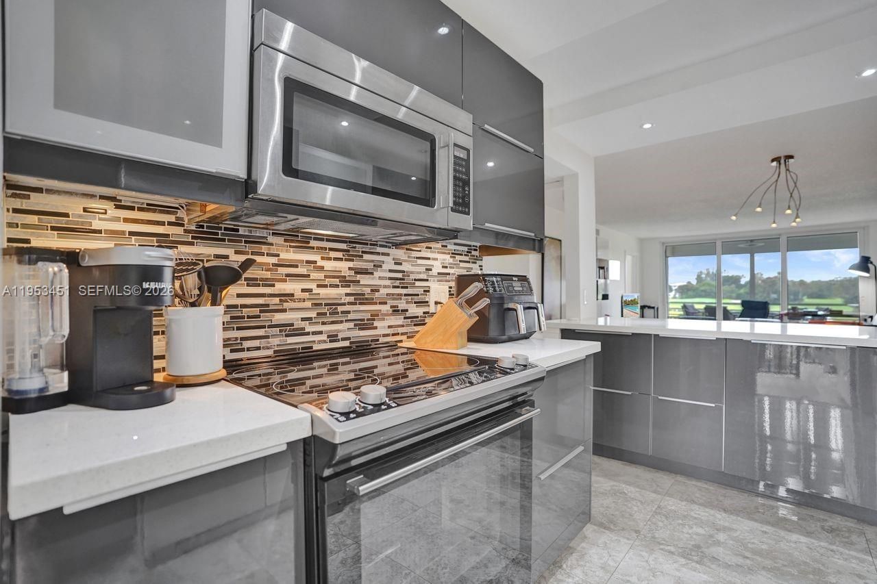 2681 S Course Dr , Unit 204, Pompano Beach, FL 33069 Photo