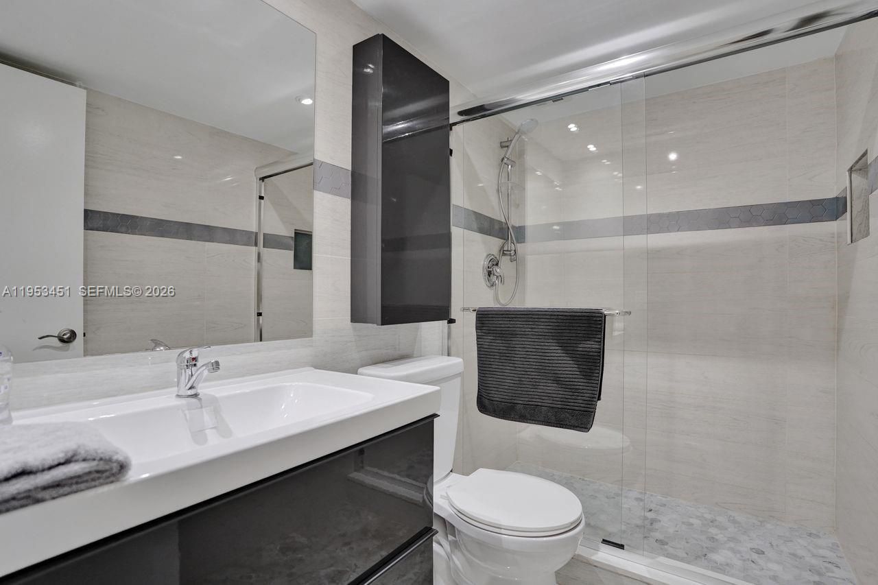 2681 S Course Dr , Unit 204, Pompano Beach, FL 33069 Photo