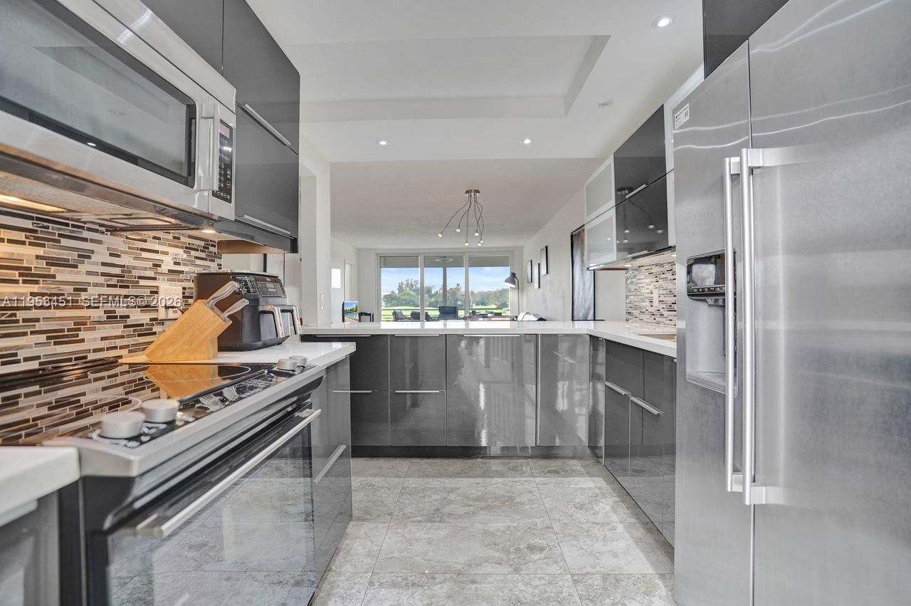 2681 S Course Dr , Unit 204, Pompano Beach, FL 33069 Photo