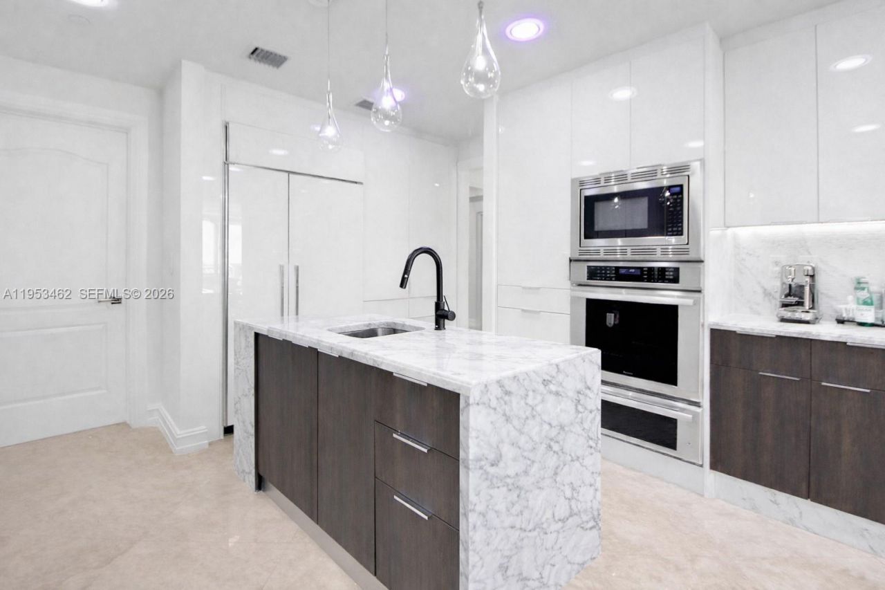 3501 N Ocean Dr, Unit 4C, Hollywood, FL 33019 Photo