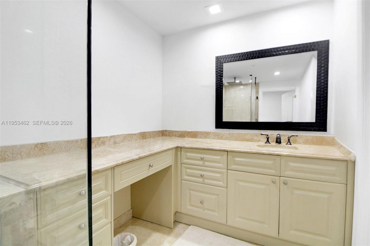 3501 N Ocean Dr, Unit 4C, Hollywood, FL 33019 Photo