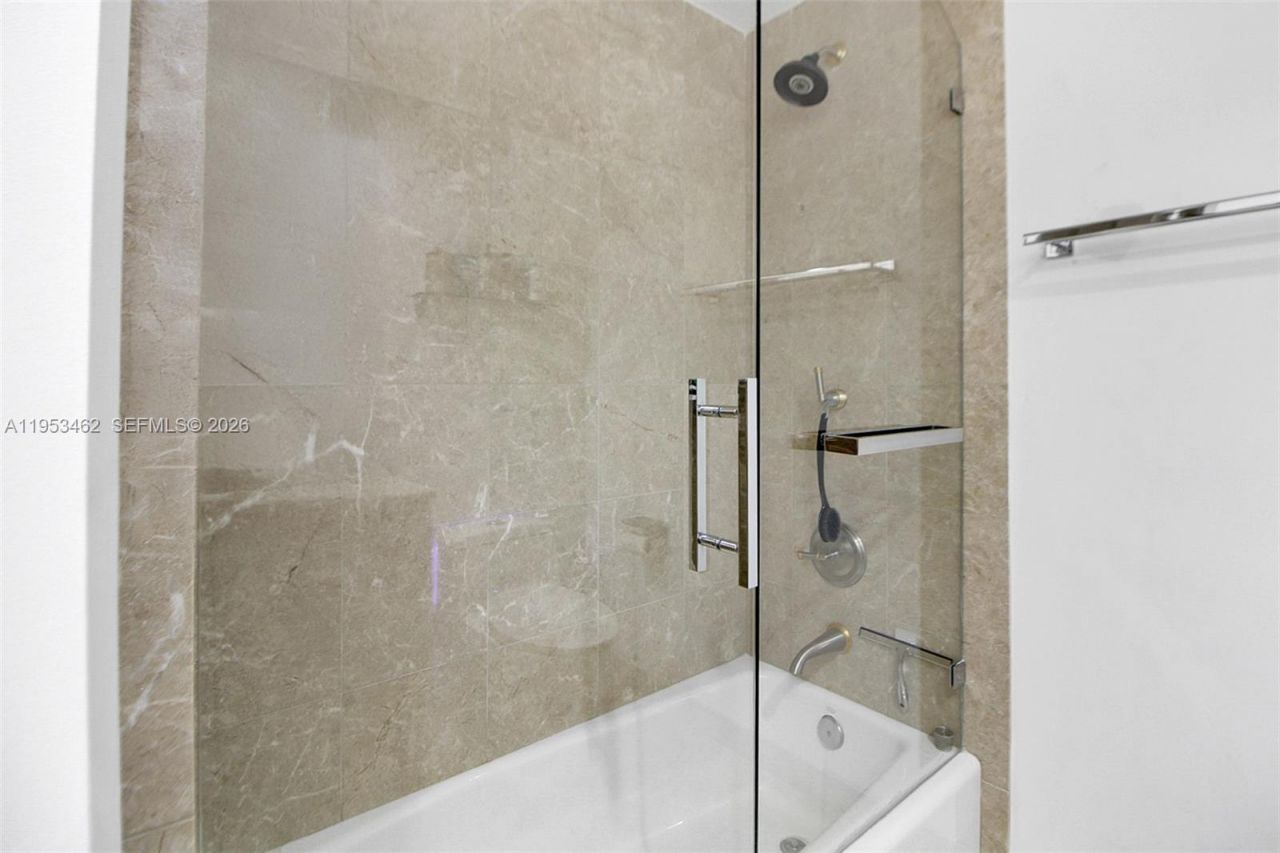 3501 N Ocean Dr, Unit 4C, Hollywood, FL 33019 Photo