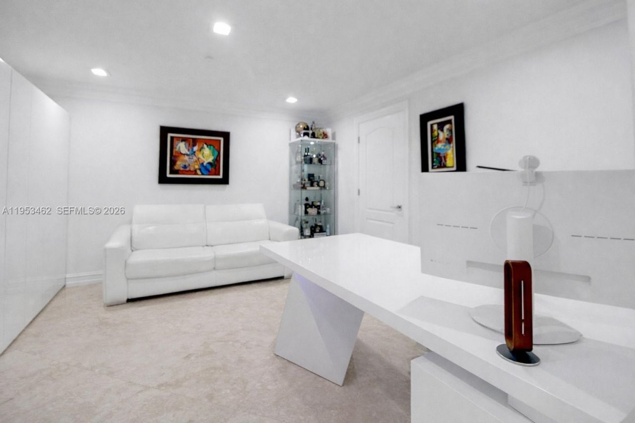 3501 N Ocean Dr, Unit 4C, Hollywood, FL 33019 Photo