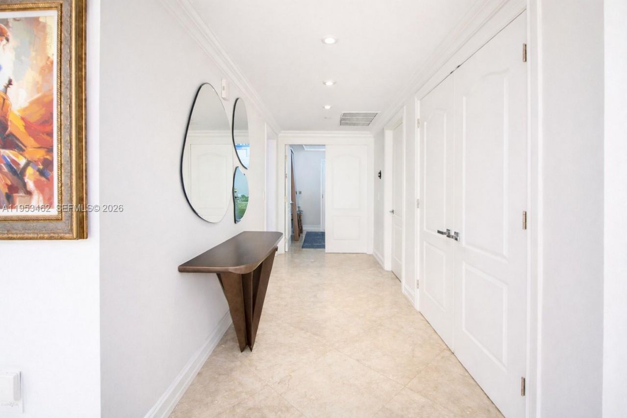 3501 N Ocean Dr, Unit 4C, Hollywood, FL 33019 Photo