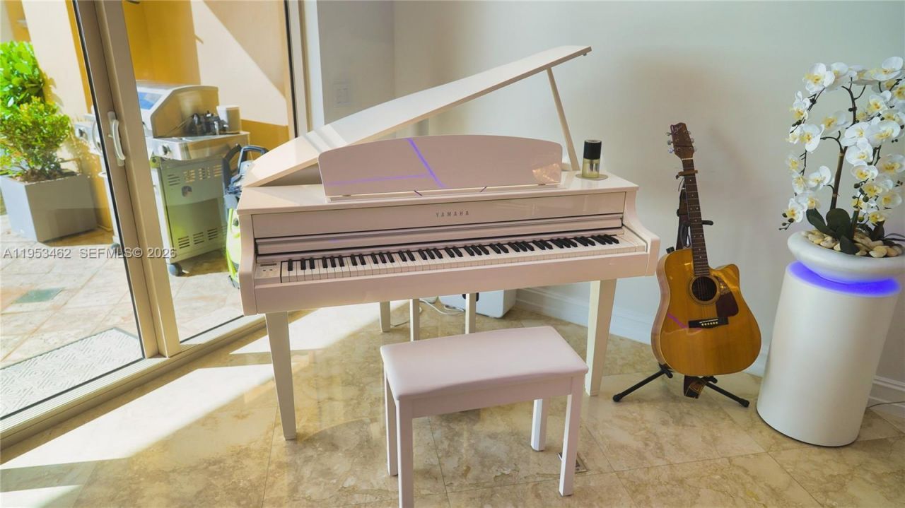 3501 N Ocean Dr, Unit 4C, Hollywood, FL 33019 Photo