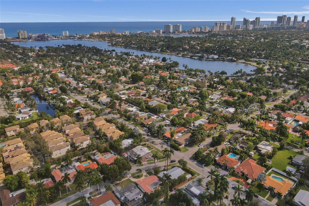 1237 Garfield St, Hollywood, FL 33019 Photo