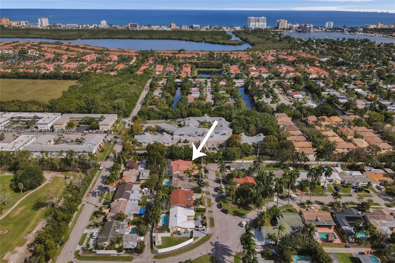 1237 Garfield St, Hollywood, FL 33019 Photo