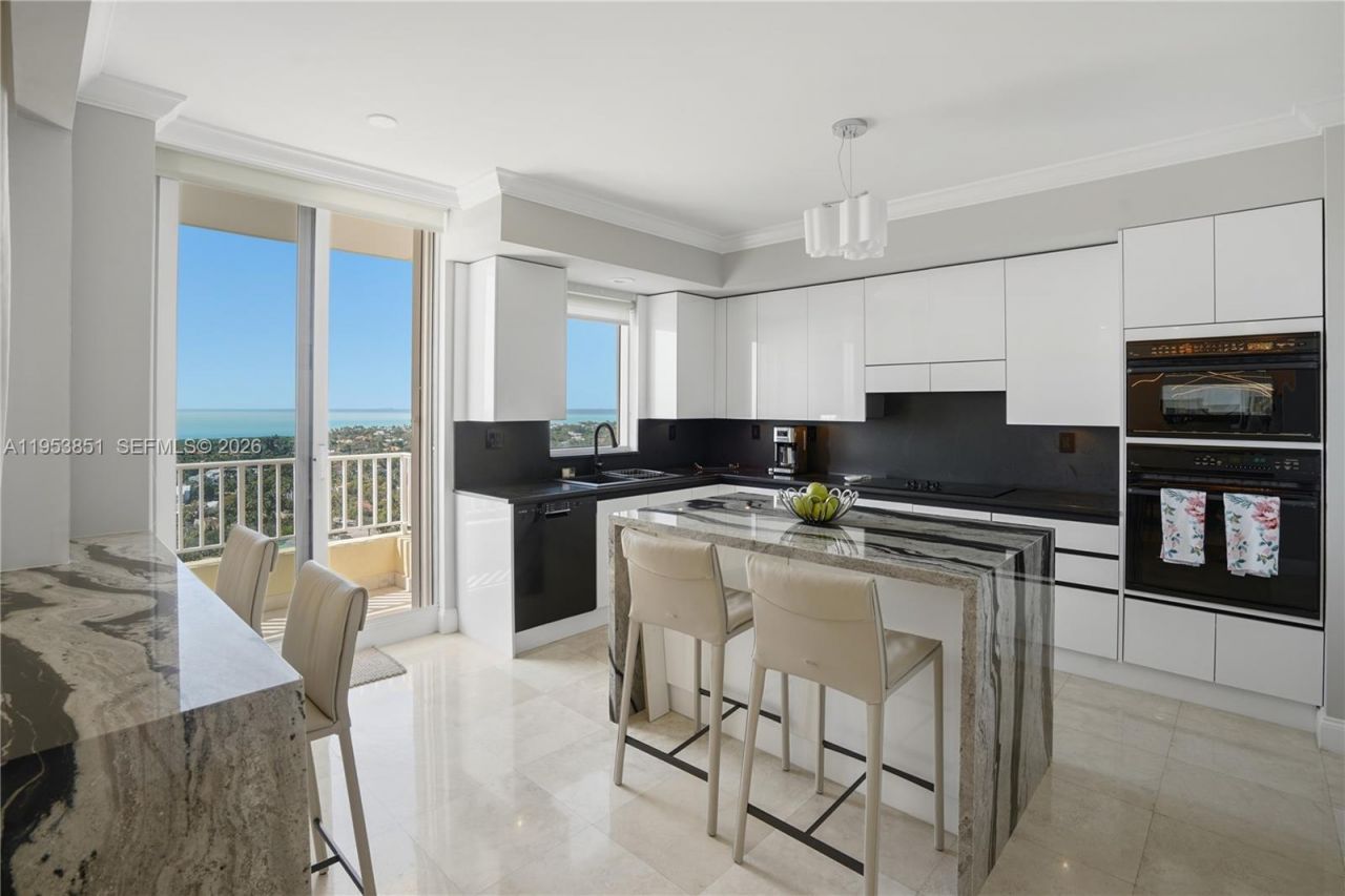789 Crandon Blvd, Unit 1805, Key Biscayne, FL 33149 Photo