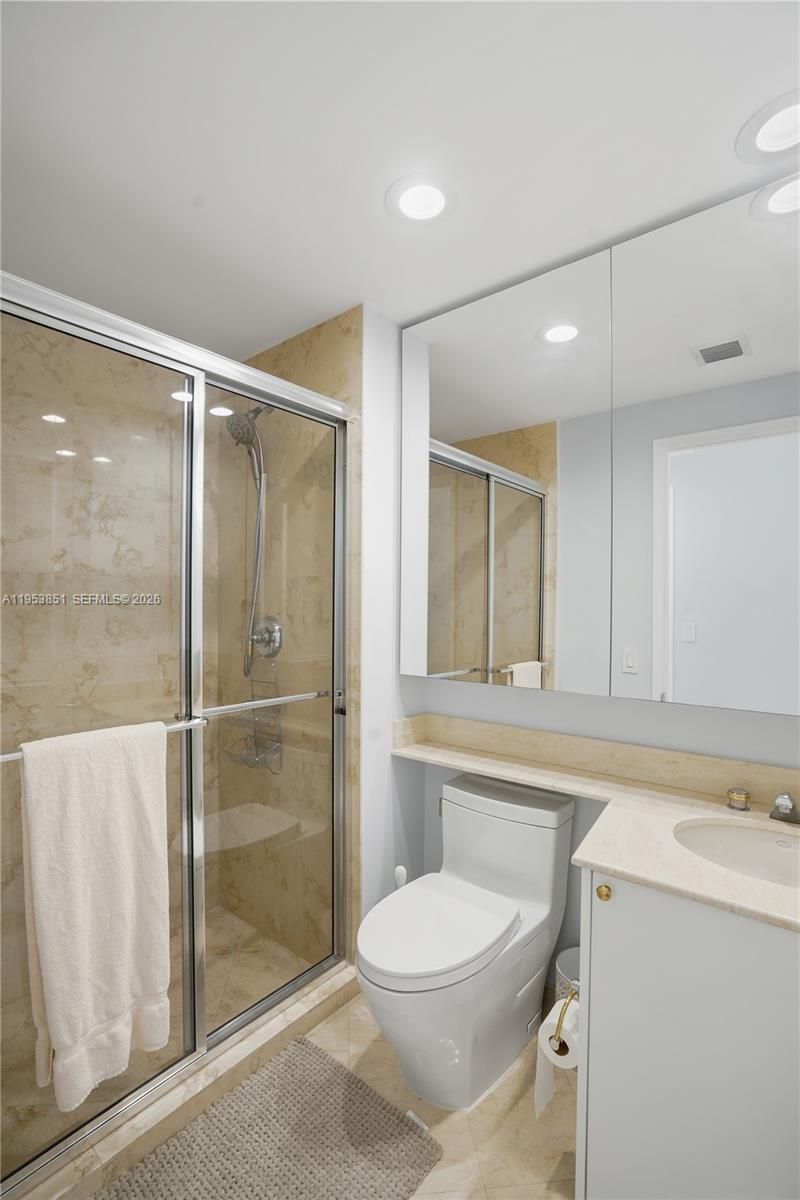 789 Crandon Blvd, Unit 1805, Key Biscayne, FL 33149 Photo