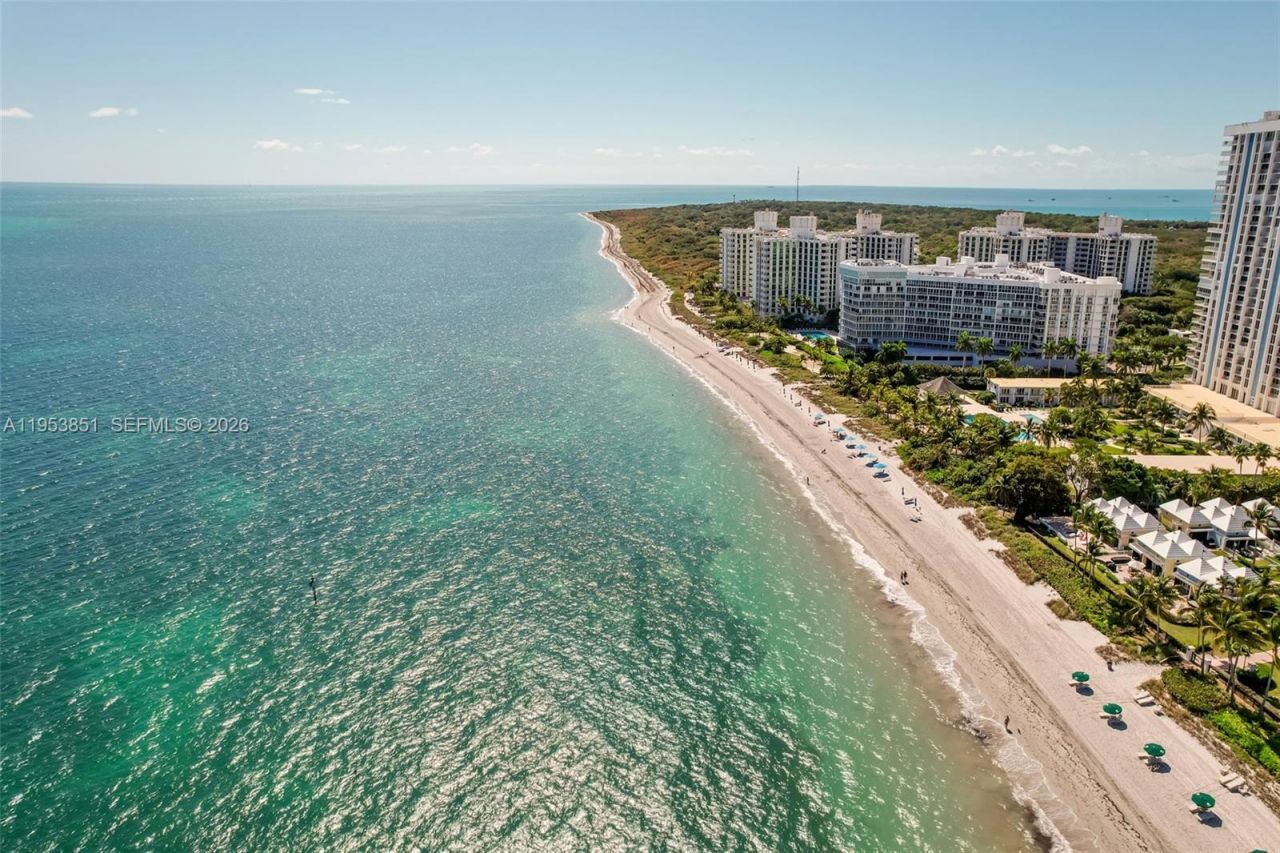 789 Crandon Blvd, Unit 1805, Key Biscayne, FL 33149 Photo