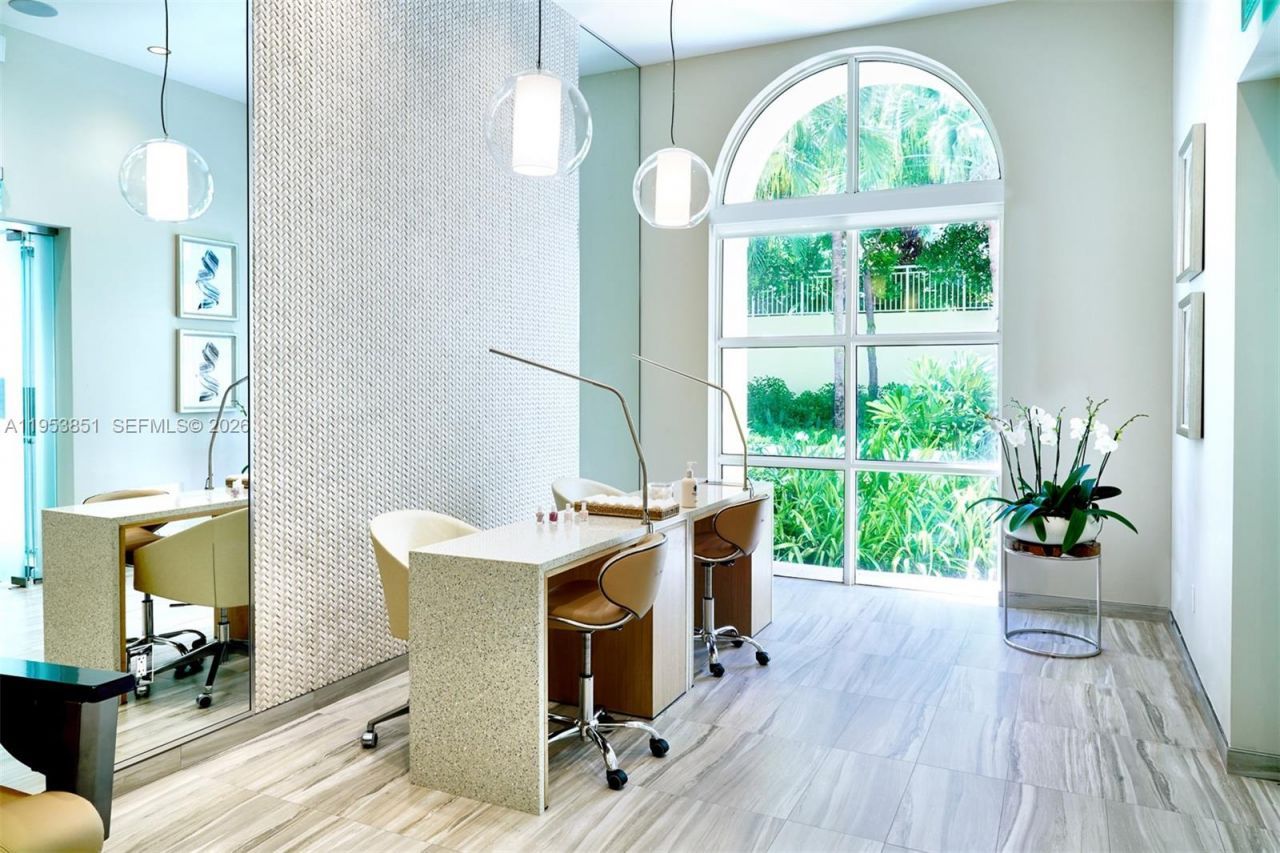 789 Crandon Blvd, Unit 1805, Key Biscayne, FL 33149 Photo