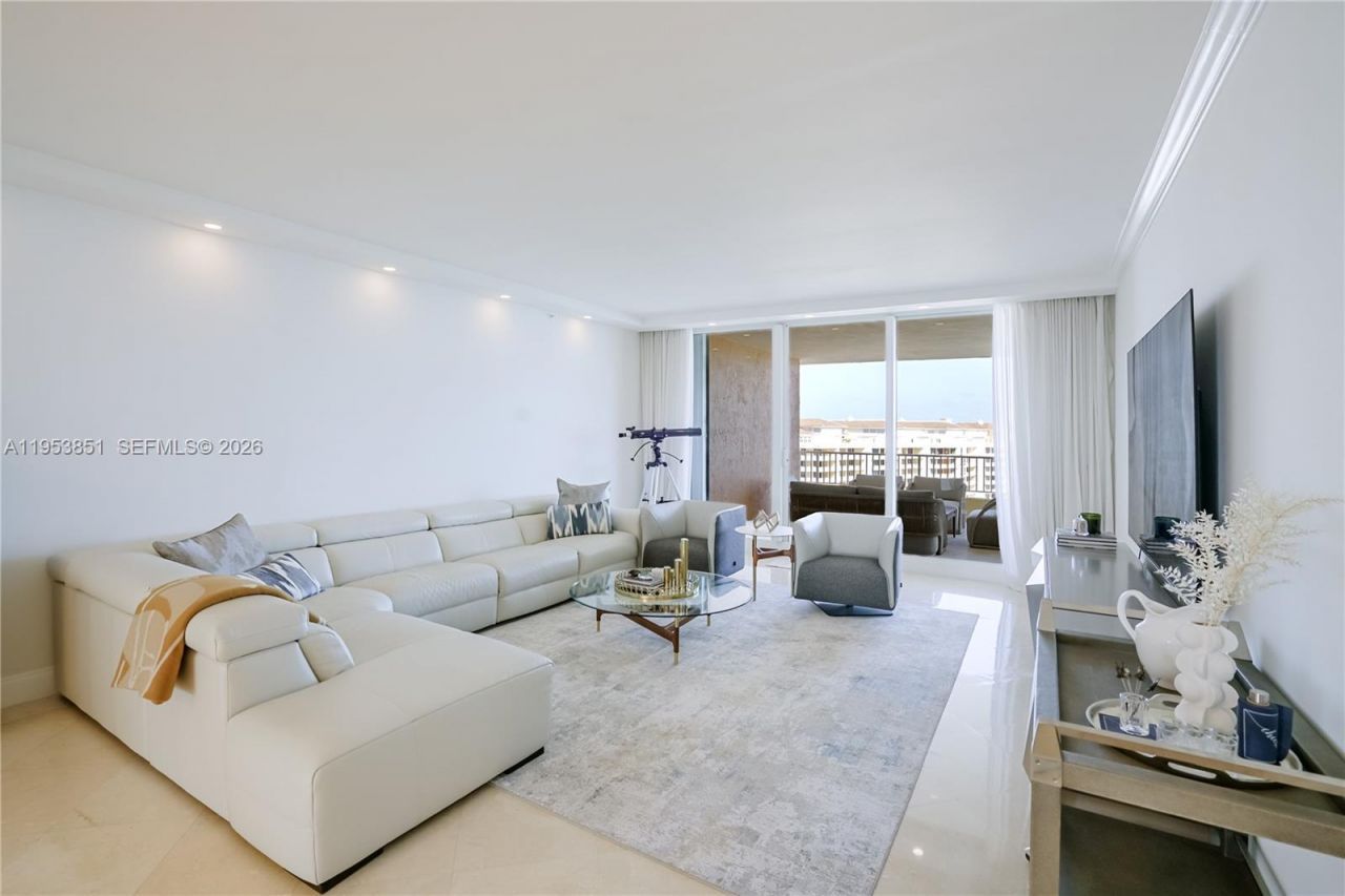 789 Crandon Blvd, Unit 1805, Key Biscayne, FL 33149 Photo