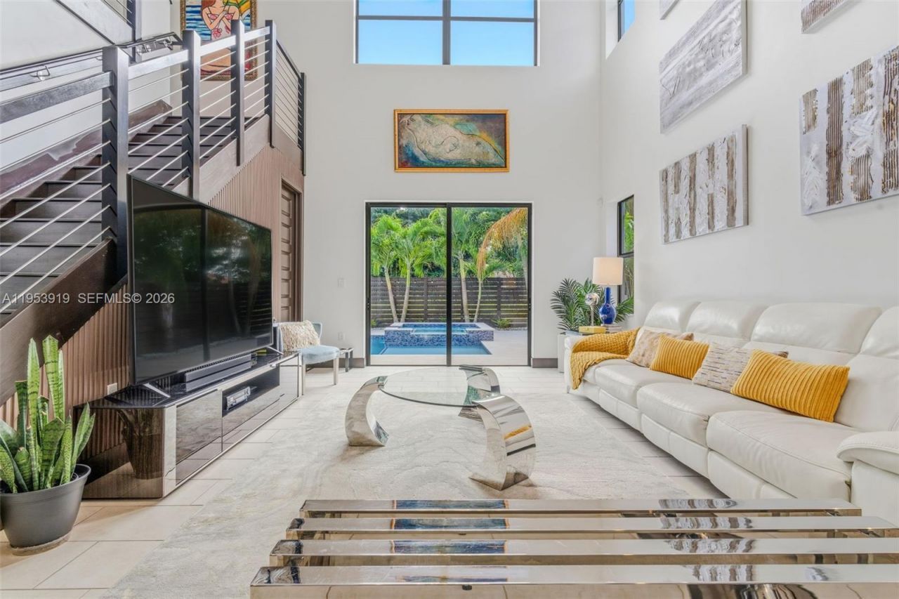 16044 SW 136th Way, Miami, FL 33196 Photo