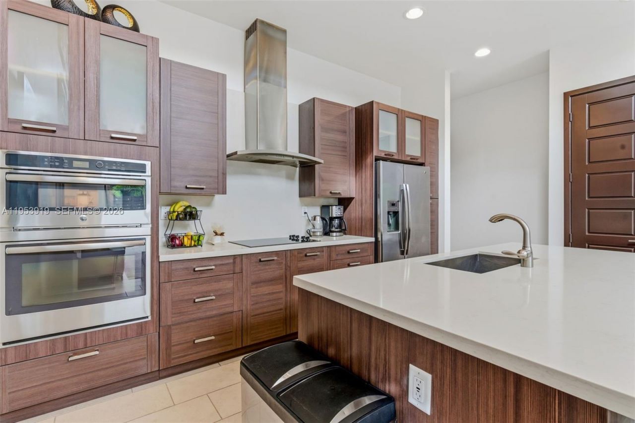 16044 SW 136th Way, Miami, FL 33196 Photo