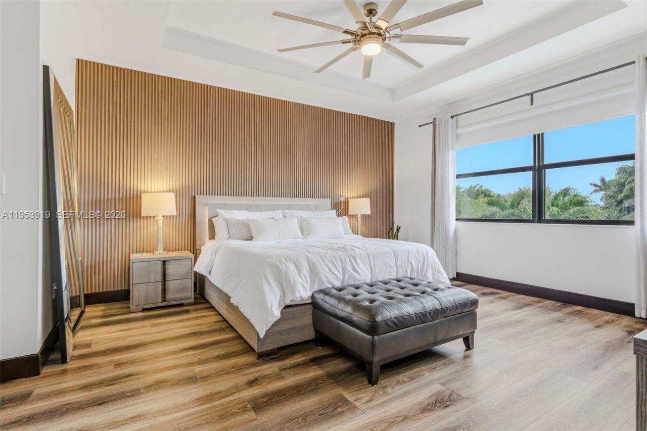 16044 SW 136th Way, Miami, FL 33196 Photo