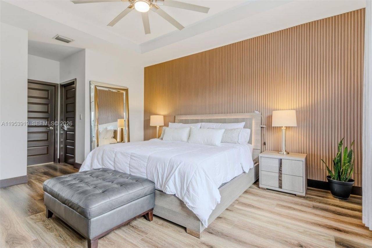 16044 SW 136th Way, Miami, FL 33196 Photo