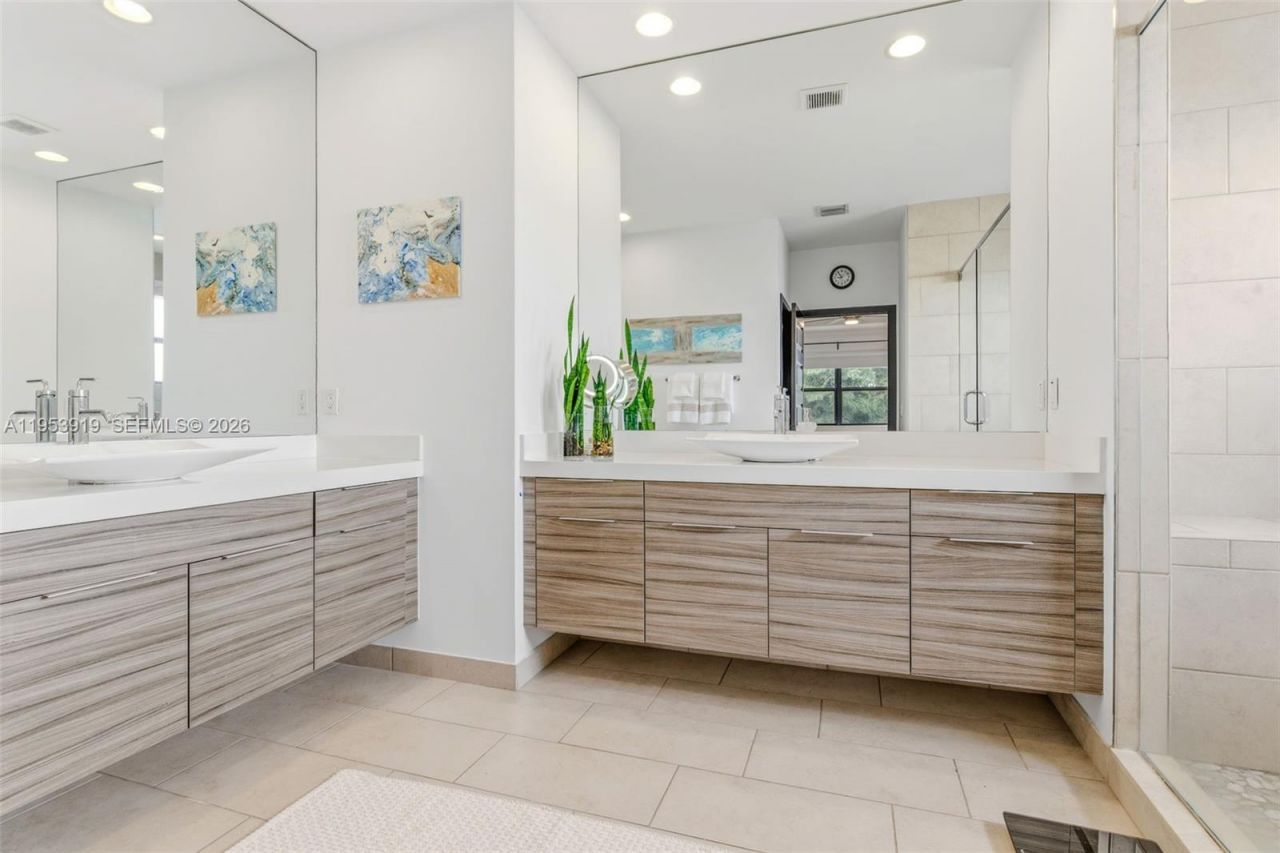 16044 SW 136th Way, Miami, FL 33196 Photo