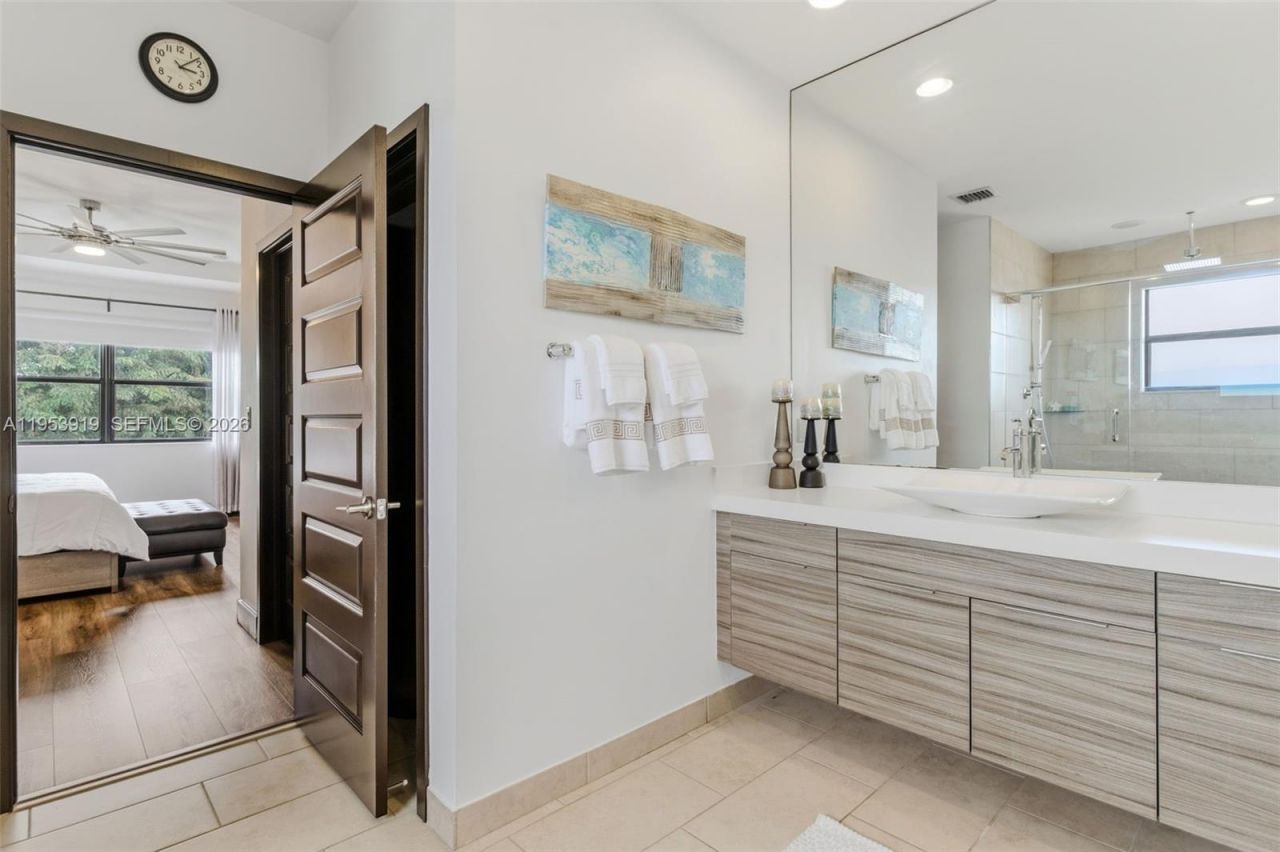 16044 SW 136th Way, Miami, FL 33196 Photo